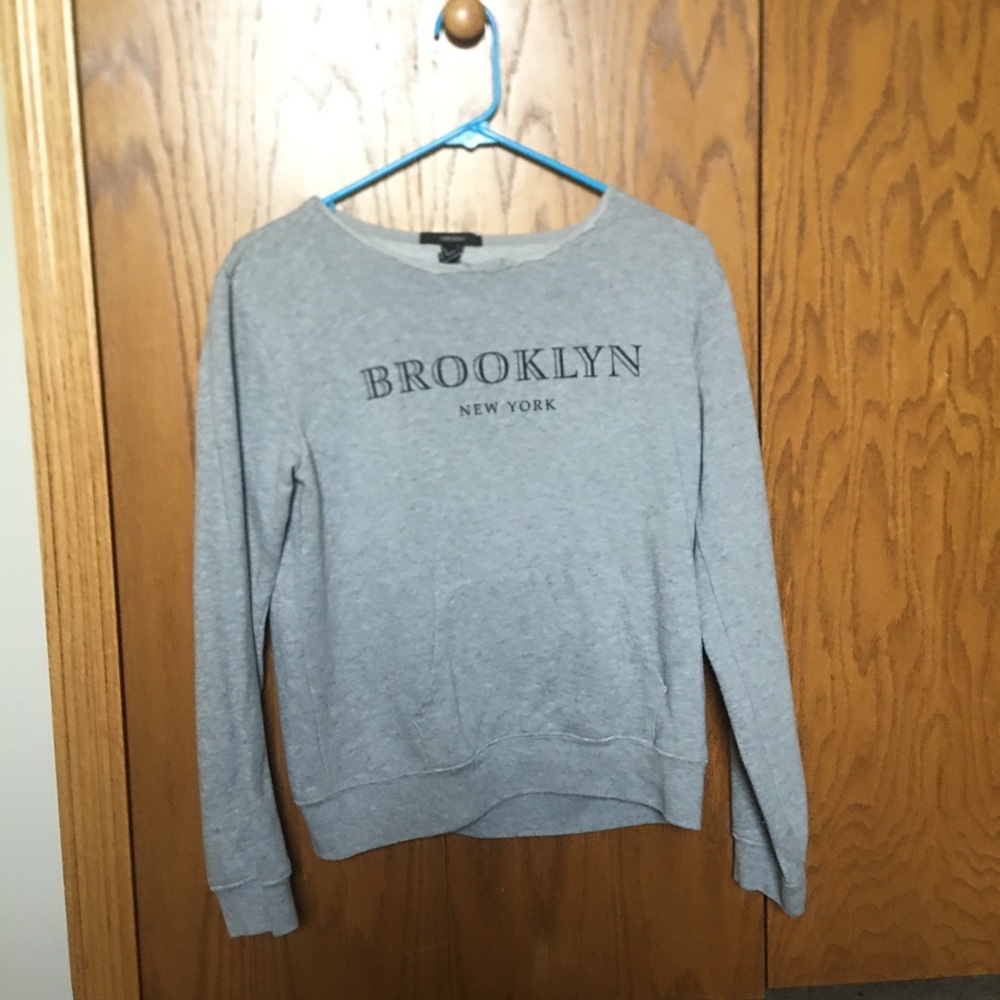 Forever 21 grey crew neck